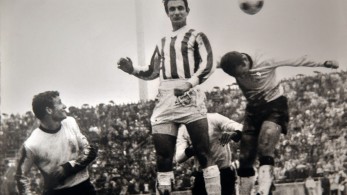 Πέθανε μια από τις μεγάλες μορφές του ελληνικού ποδοσφαίρου