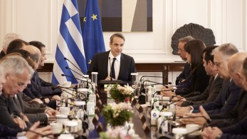 Μητσοτάκης: Ανοιχτός πόλεμος με το βαθύ κράτος του αναχρονισμού – Το «Ποτέ Ξανά» να γίνει «Τώρα ή Ποτέ» (βίντεο)