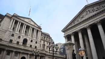 Credit Suisse: Η Τράπεζα της Αγγλίας θα στηρίξει την εξαγορά  από την UBS