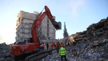 Διάσκεψη διεθνών δωρητών οργανώνει σήμερα η ΕΕ για το σεισμό σε Τουρκία – Συρία