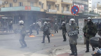 Στον εισαγγελέα οι 15 συλληφθέντες για την προσπάθεια “ανακατάληψης” κτηρίου του Δήμου Θέρμης