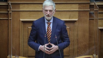 Γιάννης Λοβέρδος στην εφημερίδα “tomanifesto”: Με μολότοφ προσβάλλουν τη μνήμη των 57 θυμάτων