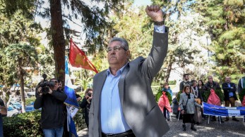 «Σερ αμί, σερ καμαράντ»: Τα γαλλικά του Κουτσούμπα στο Παρίσι (ΒΙΝΤΕΟ)