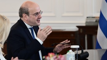 Χατζηδάκης: Δίκαιη η απόφαση για τον κατώτατο – Βασική συνιστώσα του ΣΥΡΙΖΑ ο “πολακισμός”