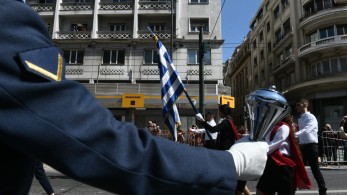 Κυκλοφοριακές ρυθμίσεις για την παρέλαση στην Αθήνα – Πώς θα κινηθούν μετρό και τραμ