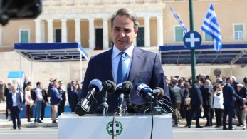 Μητσοτάκης: Στη σκιά της τραγωδίας στα Τέμπη ο φετινός εορτασμός – Απαραίτητος ο ιστορικός αναστοχασμός