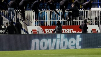 Διακοπή στο Ατρόμητος – ΠΑΟ λόγω εισβολής οπαδών