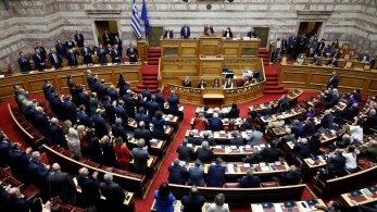 Στο νήμα σώθηκε η Τσαπανίδου - Ποιοι εκλέγονται από το Επικρατείας των κομμάτων Στο νήμα σώθηκε η Τσαπανίδου - Ποιοι εκλέγονται από το Επικρατείας των κομμάτων