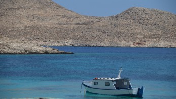 Τη δική τους ενέργεια παράγουν οι κάτοικοι της Χάλκης -Μηδενίζουν τους λογαριασμούς ρεύματος