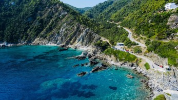 Η Σκόπελος στις δέκα πιο εμβληματικές κινηματογραφικές τοποθεσίες του κόσμου