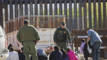 Τουλάχιστον 39 μετανάστες έχασαν τη ζωή τους σε πυρκαγιά σε κέντρο υποδοχής στα σύνορα με ΗΠΑ