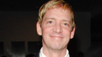 Ίαν Φάλκονερ: Πέθανε ο δημιουργός της “Olivia”