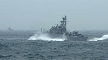 Κινεζικά πολεμικά πλοία και μαχητικά αεροσκάφη στην άσκηση περικύκλωσης της Ταϊβάν      