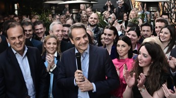 Μητσοτάκης: Το ενδεχόμενο πολιτικής “τερατογένεσης” με Τσίπρα, Ανδρουλάκη, Βαρουφάκη είναι υπαρκτό