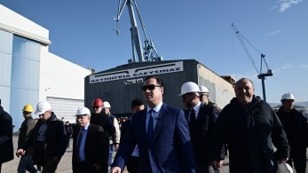 Αυτοψία Γεωργιάδη στα Ναυπηγεία Ελευσίνας: 6 μήνες μετά, βλέπουμε ένα ”μικρό θαύμα”