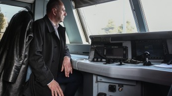 Ξεκίνησε το Intercity Αθήνα – Θεσσαλονίκη – Στο πρώτο βαγόνι ο Γεραπετρίτης: Χρέος μας ένας σύγχρονος σιδηρόδρομος