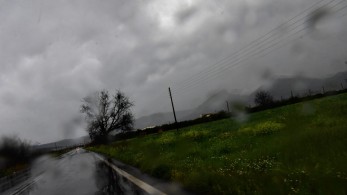 Με βροχές και καταιγίδες συνεχίζεται και σήμερα η κακοκαιρία ILINA