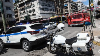 Βίντεο από τη στιγμή της επίθεσης στους αστυνομικούς στην ΑΣΟΕΕ