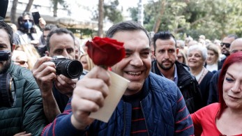 Το παραμύθι του… Τσίπρα και ο φόβος της σύγκρισης με Μητσοτάκη
