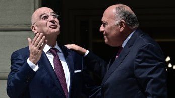 Σε θερμό κλίμα η συνάντηση Δένδια με τον Αιγύπτιο ομόλογο του