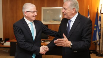 Συνάντηση Αβραμόπουλου με Λυκουρέντζο για τις καταστροφές από χαλάζι