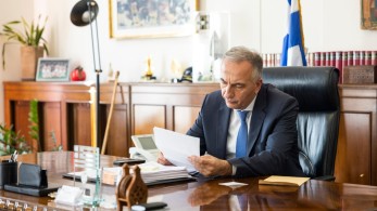 Σταύρος Καλαφάτης: «Η Ελλάδα ασκεί δίκαιη και αυστηρή μεταναστευτική πολιτική»