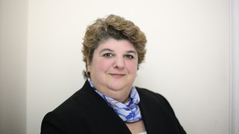 Δήμητρα Καντεράκη: Το μεγάλο δίλημμα των εκλογών