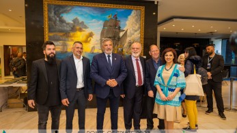 Συμπολιτεία Ολυμπίας: Τίμησε το Άθλημα της Ιστιοπλοΐας – Εικαστική έκθεση στο πλαίσιο της διοργάνωσης του 8ου Δρόμου Εκεχειρίας