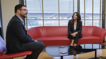 Αλληλοσφάζονται στον ΣΥΡΙΖΑ οι επικοινωνιακές φατρίες