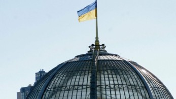 ΕΕ: Ενέκρινε ψήφισμα για την αύξηση της παραγωγής πυρομαχικών για την Ουκρανία