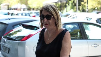 Αδιόρθωτη η Χριστοδουλοπούλου, «παράσημο το λιάζονται οι μετανάστες»