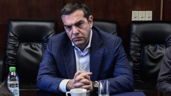 Τσίπρας: Διαψεύδει μυστική συνάντηση με Βαρουφάκη στο Σούνιο Τσίπρας: Διαψεύδει μυστική συνάντηση με Βαρουφάκη στο Σούνιο