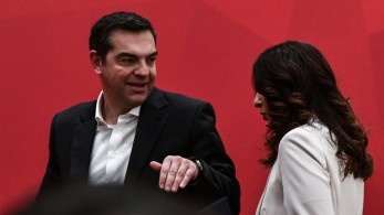 Τσίπρας – Τσαπανίδου τα βάζουν (πάλι) με τις εταιρείες δημοσκοπήσεων