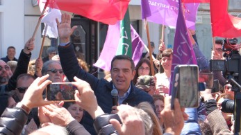 Στο κενό η μαύρη προπαγάνδα Τσίπρα – Με χρέη 47.000 ευρώ ο αγανακτισμένος ασφαλισμένος στη Χίο