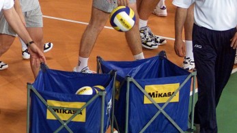 Έπεσε ξύλο… σε αγώνα βόλεϊ (Βίντεο)