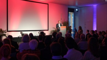 Εμπαιγμός και των ομογενών από τον Τσίπρα: “Δυστυχώς δεν μπορούν να ψηφίσουν όλοι…”