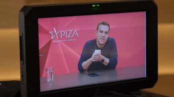 “Αγκαλιά” με την ήττα ο φοβισμένος Τσίπρας