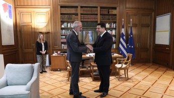 Τον πρέσβη των ΗΠΑ υποδέχθηκε ο Σαρμάς