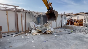 Μύκονος: μετά το «Nammos» μπουλντόζες και στο «Principote»