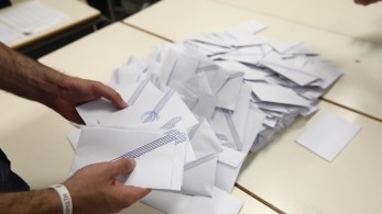 Στο 16% το ποσοστό των κομμάτων εκτός Βουλής - Δεύτερο ιστορικό υψηλό στη μεταπολίτευση