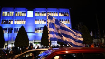 Ο ΣΥΡΙΖΑ με τα fake news, οι Έλληνες με την ομαλότητα