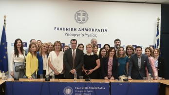 Πλεύρης: Πάντα πρέπει να σκεπτόμαστε τι μπορούμε να κάνουμε για τους ασθενείς