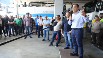 Τσίπρας στην ΕΥΔΑΠ: τους «έπνιξε» στα fake news