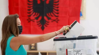 Αλβανία: έκλεισαν οι κάλπες των δημοτικών εκλογών