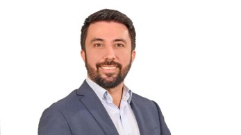 Κάνει ότι δεν καταλαβαίνει ο ΣΥΡΙΖΑ: φταίει η ΝΔ και ο Μητσοτάκης για τον Οζγκιούρ Φερχάτ