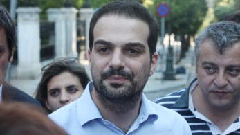 Ομολογία Σακελλαρίδη με αφορμή την άνοδο Κωνσταντοπούλου: Αυτό που έχει σημασία είναι να πολιτικοποιηθεί η λαϊκή οργή (video) Ομολογία Σακελλαρίδη με αφορμή την άνοδο Κωνσταντοπούλου: Αυτό που έχει σημασία είναι να πολιτικοποιηθεί η λαϊκή οργή (video)