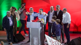 Αυτός είναι: κάλεσμα Τσίπρα στους Κασιδιάρηδες