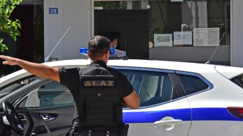 ΕΛΑΣ: Ισχυρή έκρηξη στην τεκτονική στοά στο κέντρο της Αθήνας