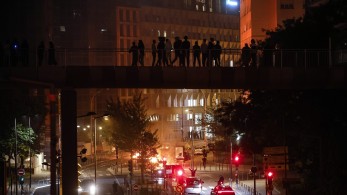 Γαλλία: νύχτα ταραχών μετά τη δολοφονία εφήβου από αστυνομικό - Έκτακτη σύσκεψη Μακρόν