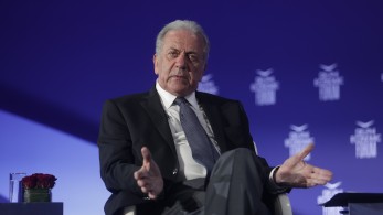 Ο Δημήτρης Αβραμόπουλος στο «Μανιφέστο»: Κομματική σκοπιμότητα ή εθνική ευθύνη;